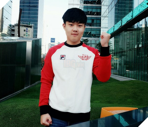 skt-huni-1