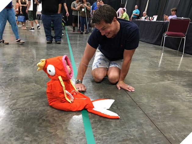 Quên Vô Diện đi, vì lại có em bé với màn cosplay Magikarp siêu cấp đáng yêu đây rồi! - Ảnh 3. Quên Vô Diện đi, vì lại có em bé với màn cosplay Magikarp siêu cấp đáng yêu đây rồi! - Ảnh 3.