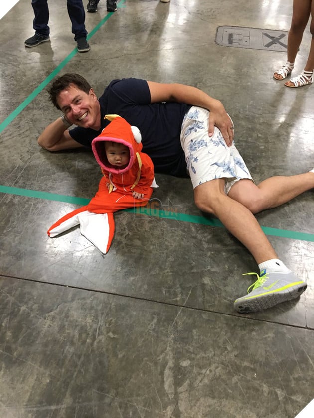 Quên Vô Diện đi, vì lại có em bé với màn cosplay Magikarp siêu cấp đáng yêu đây rồi! - Ảnh 4. Quên Vô Diện đi, vì lại có em bé với màn cosplay Magikarp siêu cấp đáng yêu đây rồi! - Ảnh 4.