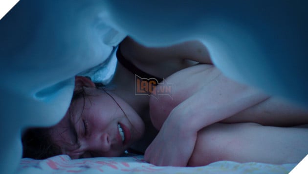 Hoảng sợ với trailer gắn nhãn đỏ của phim ăn thịt người Raw - Ảnh 4.