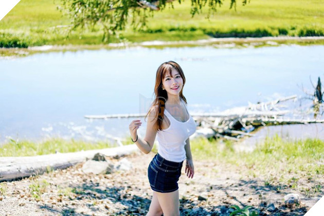 Yuki Han - Nữ streamer sở hữu vòng 1 nóng bỏng nhất Hàn Quốc