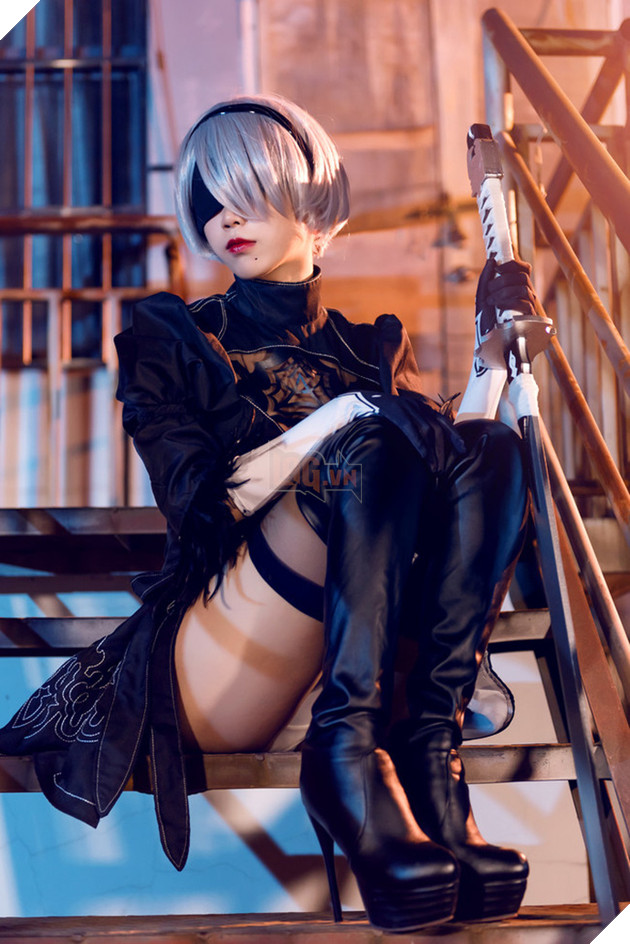 Cùng ngắm bộ ảnh "nét căng" về cô nàng 2B trong Nier: Automata