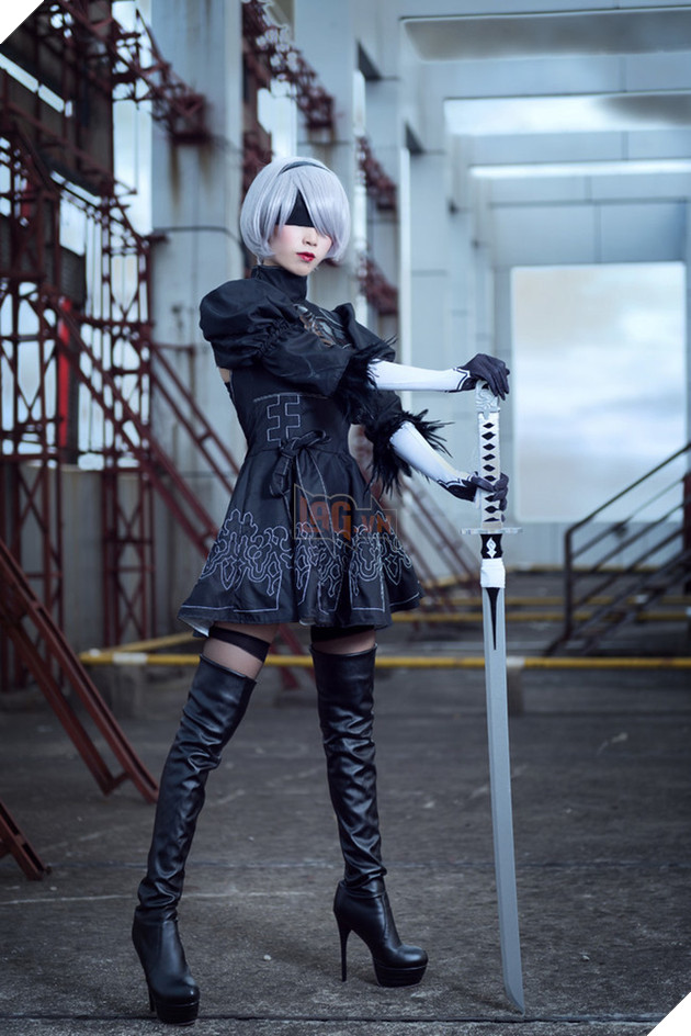 Cùng ngắm bộ ảnh "nét căng" về cô nàng 2B trong Nier: Automata