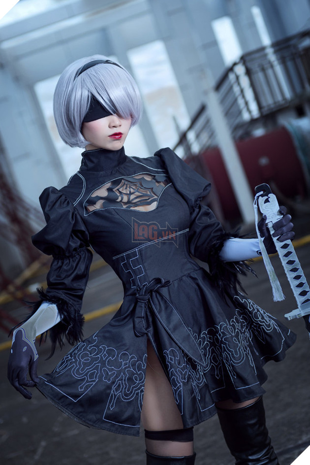 Cùng ngắm bộ ảnh "nét căng" về cô nàng 2B trong Nier: Automata
