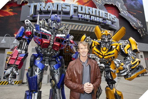 Ong hoang chay no Michael Bay: Cang gay tranh cai, cang an khach hinh anh 1