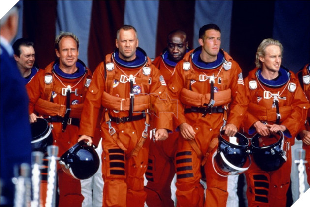 Ông hoàng cháy nổ Michael Bay: Càng gây tranh cãi, càng ăn khách hình ảnh 4 Ong hoang chay no Michael Bay: Cang gay tranh cai, cang an khach hinh anh 4