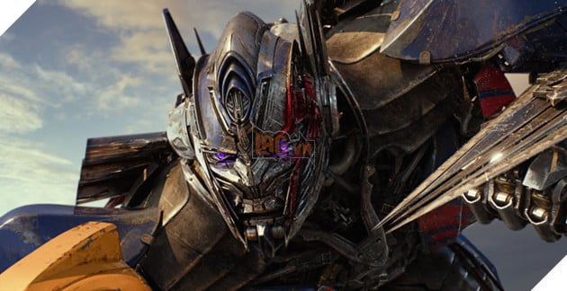 Nhung lan ‘lot xac’ cua nguoi may Optimus Prime thuoc ‘Transformers’ hinh anh 20
