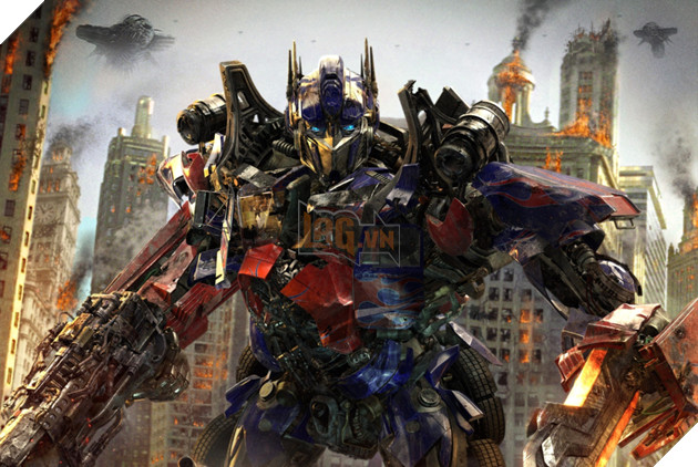 Nhung lan ‘lot xac’ cua nguoi may Optimus Prime thuoc ‘Transformers’ hinh anh 11