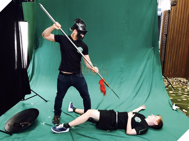 media 1