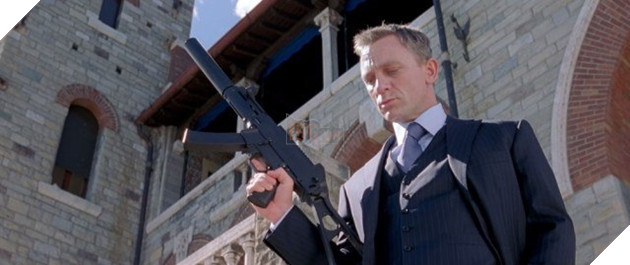 Bị tiền mua chuộc, Daniel Craig sẽ trở lại sắm vai điệp viên vĩ đại 007