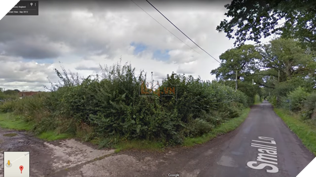 Chàng game thủ lập tức sử dụng Google Street View (một công cụ tái hiện bản đồ trên nền tảng 3D) để tìm hiều địa hình của khu vực này