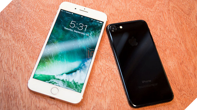 Chiếc iPhone 7 sử dụng màn hình LCD