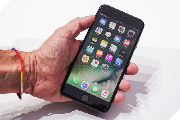 Thuật ngữ Retina lần đầu được Apple giới thiệu vào năm 2010