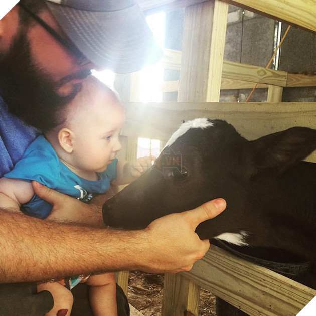 Chase Clemons, thuộc bộ phận chăm sóc khách hàng, sống và làm việc tại Murfreesboro, Tennessee, cách Chicago, trụ sở của Basecamp khoảng 800 km về phía Nam