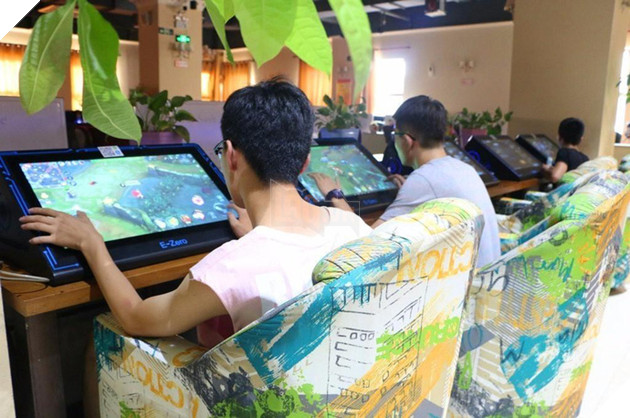 Độc đáo quán Net dành riêng cho người chơi game di động tại Trung Quốc