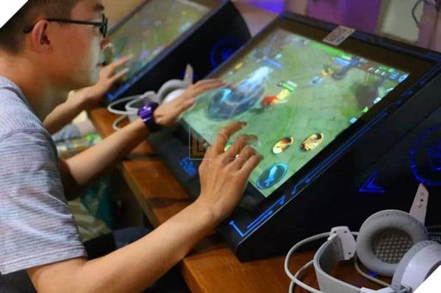 Độc đáo quán Net dành riêng cho người chơi game di động tại Trung Quốc