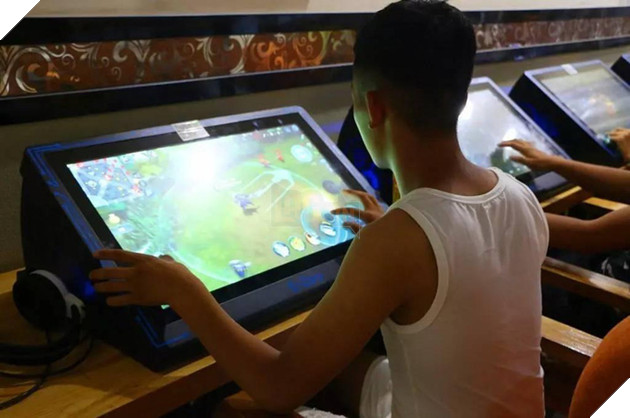 Độc đáo quán Net dành riêng cho người chơi game di động tại Trung Quốc