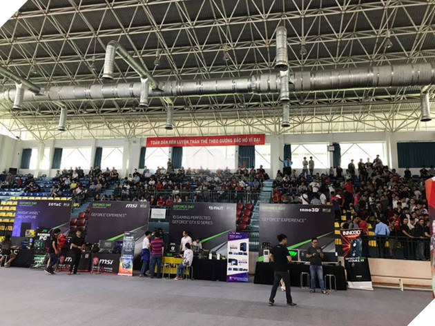 Xuất hiện hot girl 'đốt mắt' các game thủ tham dự NVIDIA GeForce Day 2017 Việt Nam