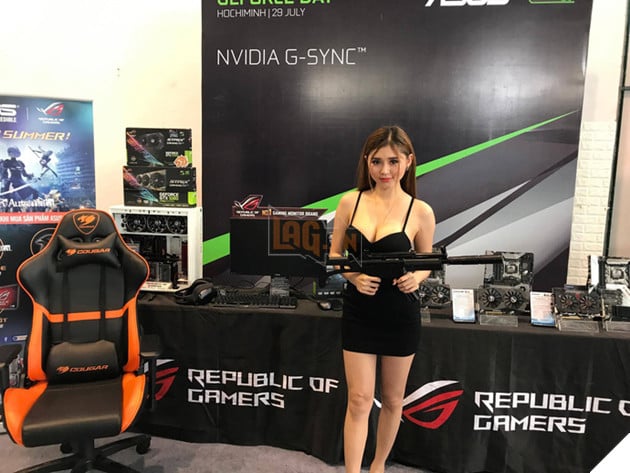 Xuất hiện hot girl 'đốt mắt' các game thủ tham dự NVIDIA GeForce Day 2017 Việt Nam