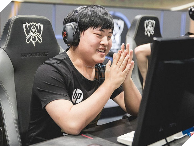 cropped_uzi