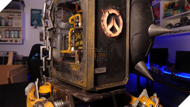 Choáng với bộ case siêu chất được độ theo Junkrat của Overwatch
