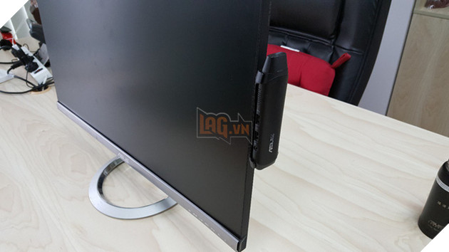 Không tin nổi máy tính giờ không còn cồng kềnh mà lọt thỏm trong lòng bàn tay như thế này
