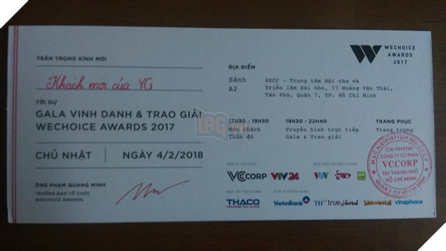 Vừa đại phá GAM xong, Young Generation lịch lãm như "trai Hàn" tham dự gala Wechoice Awards 2017, chụp chung với cả Đức Phúc