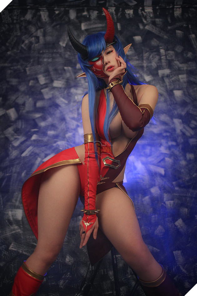 Thưởng thức bộ ảnh cosplay "nóng bỏng mắt" về nữ quái Zealotus trong Ragnarok Mobile