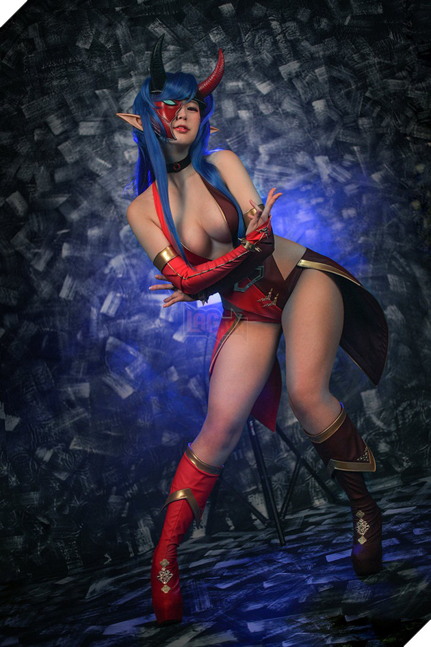 Thưởng thức bộ ảnh cosplay "nóng bỏng mắt" về nữ quái Zealotus trong Ragnarok Mobile