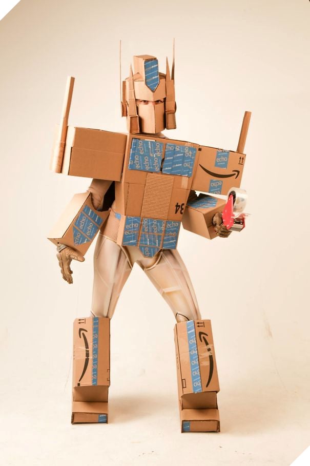 I Dressed As Amazon Prime And Won My Office Halloween Costume Contest