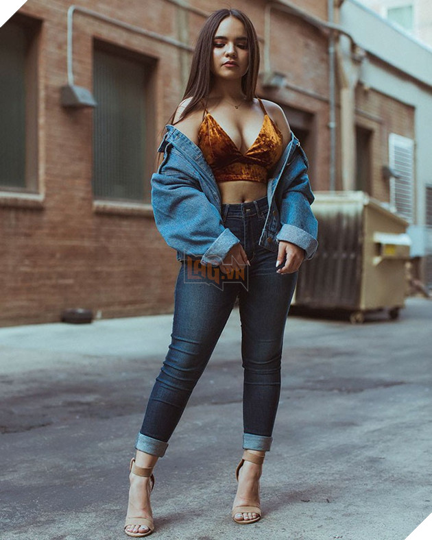 Fan nữ cosplay nguyên xi bộ ảnh của Spider-Man Tom Holland, quyết tâm theo đuổi thần tượng tới cùng không tha - Ảnh 1. Fan nữ cosplay nguyên xi bộ ảnh của Spider-Man Tom Holland, quyết tâm theo đuổi thần tượng tới cùng không tha - Ảnh 1.
