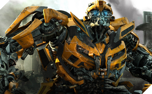 Phần phim ngoại truyện đầu tiên của Transformers về Bumblebee tung trailer cực hoành tráng