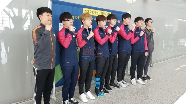 Đội tuyển Hàn Quốc chính thức lên đường tham dự Asian Games 2018, Faker mặc áo đấu cực chất