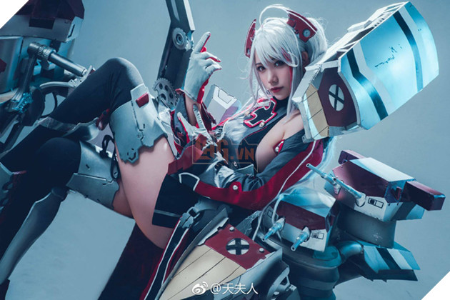 Ngắm cosplay Azur Lane lạ mắt nhưng không kém phần gợi cảm