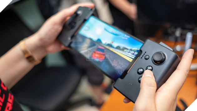Top smartphone RAM “khủng” chẳng kém gì RAM laptop cho bạn chiến game mượt mà