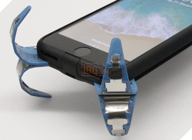 Có chiếc ốp điện thoại này, đảm bảo smartphone của bạn có rơi cả ngàn lần cũng không hỏng - Ảnh 1. Có chiếc ốp điện thoại này, đảm bảo smartphone của bạn có rơi cả ngàn lần cũng không hỏng - Ảnh 1.