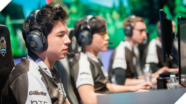 LMHT: Riot Games buộc phải công khai dành sự thiên vị cho Bắc Mĩ bởi thành tích quá nát của khu vực này - Ảnh 2. LMHT: Riot Games buộc phải công khai dành sự thiên vị cho Bắc Mĩ bởi thành tích quá nát của khu vực này - Ảnh 2.