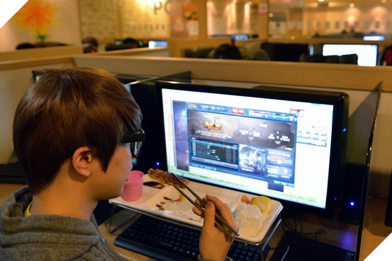 Cận cảnh một phòng net tiêu chuẩn tại Hàn Quốc