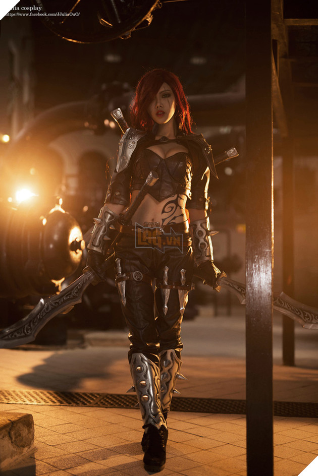 LMHT: Cosplay Katarina cực 'bốc' không thể bỏ qua 4
