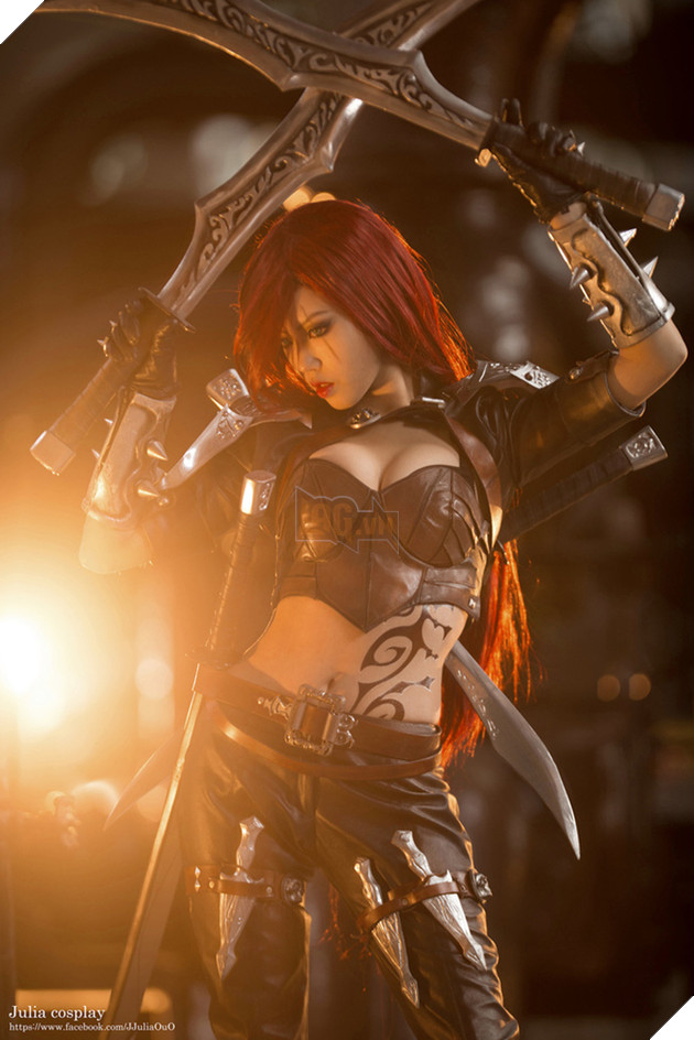 LMHT: Cosplay Katarina cực 'bốc' không thể bỏ qua 7