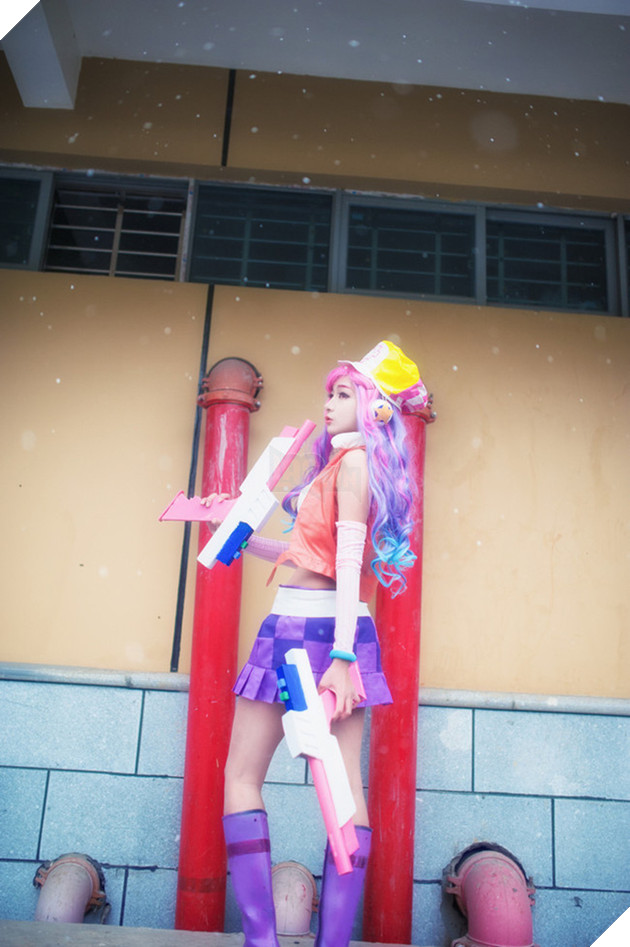 Cosplay Miss Fortune lung linh bỏng mắt 4