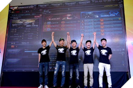 Offline Sinh Nhật Đột Kích với hơn 3000 game thủ tham dự 10