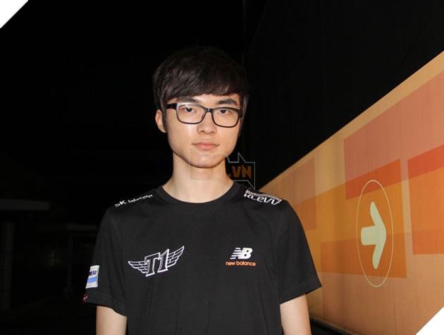 LMHT: Trí tuệ siêu việt của thánh SKT T1 Faker 3