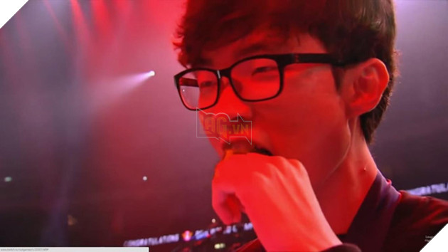 LMHT: Trí tuệ siêu việt của thánh SKT T1 Faker 7