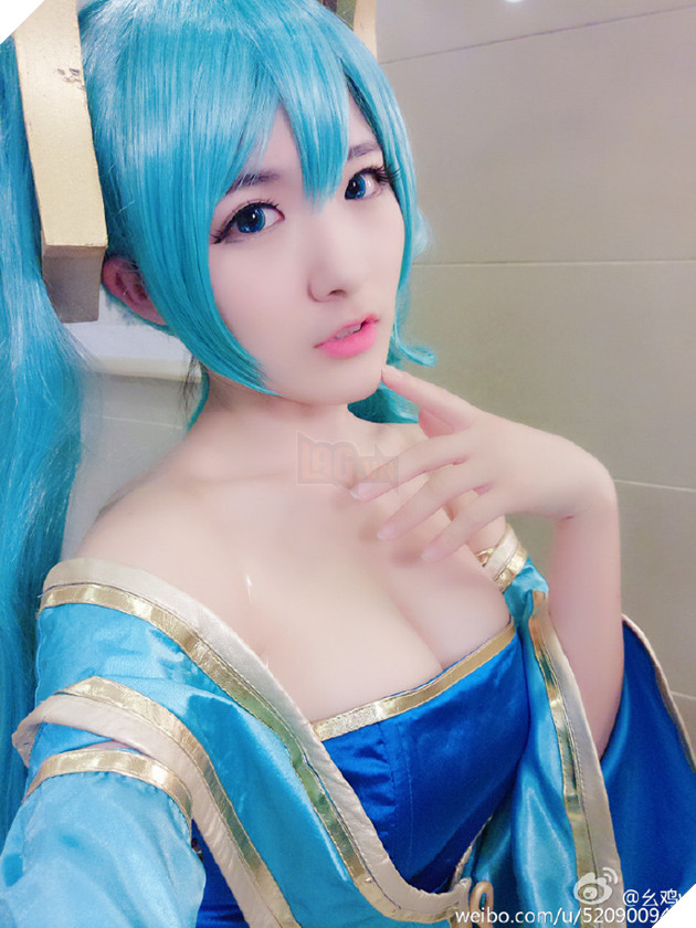 Cosplay Sona không thể đáng yêu hơn cho fan Liên Minh Huyền Thoại