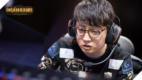 Mata-trong-mau-ao-RNG-ava1