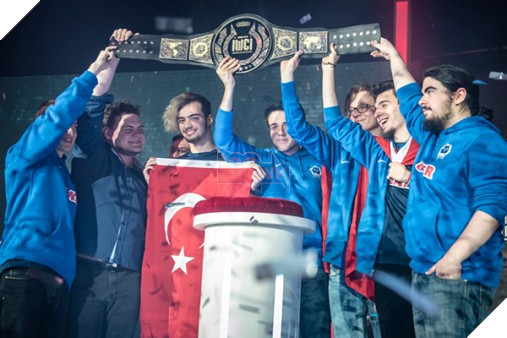 supermassive-msi-2016-img-02