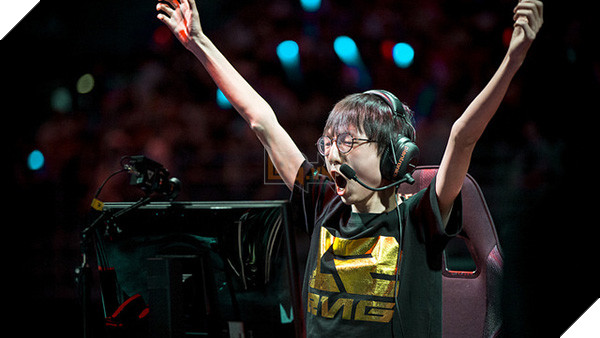 SKT-RNG-reaction-ava