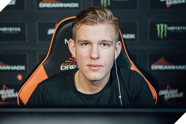 OG hủy diệt Na`vi 3-0 và bảo vệ thành công chức vô địch DreamLeague Season 5 4