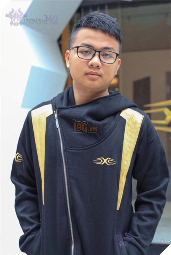 Sofm-dong-phuc-Snake -v1